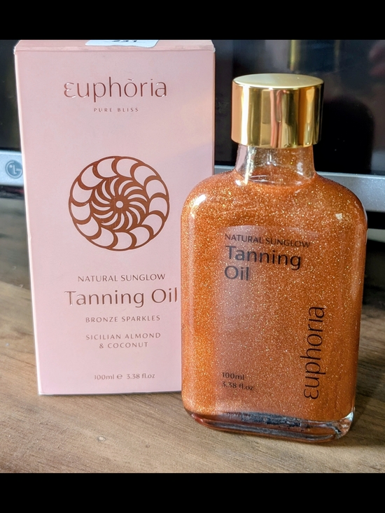 euphoria Other - Euphoria Natural Sunglow Bronze Sparkles Tanning Oil  Sicilian Almond & Coconut